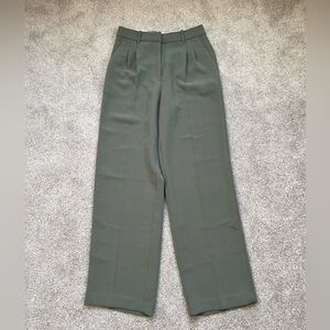 Aritzia Effortless Pant - 6 Regular - Smokey Sage